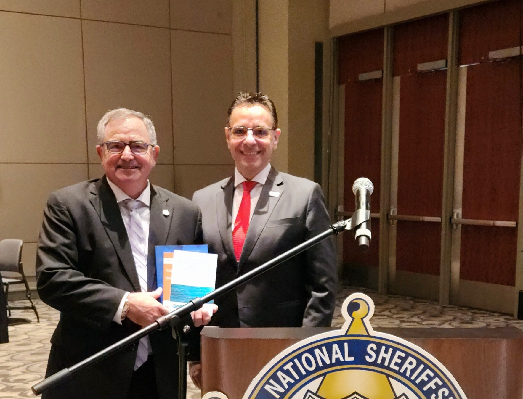L’UIHJ a assisté à la conférence annuelle de l’association nationale des shérifs (NSA) à Grand Rapids, Michigan USA.