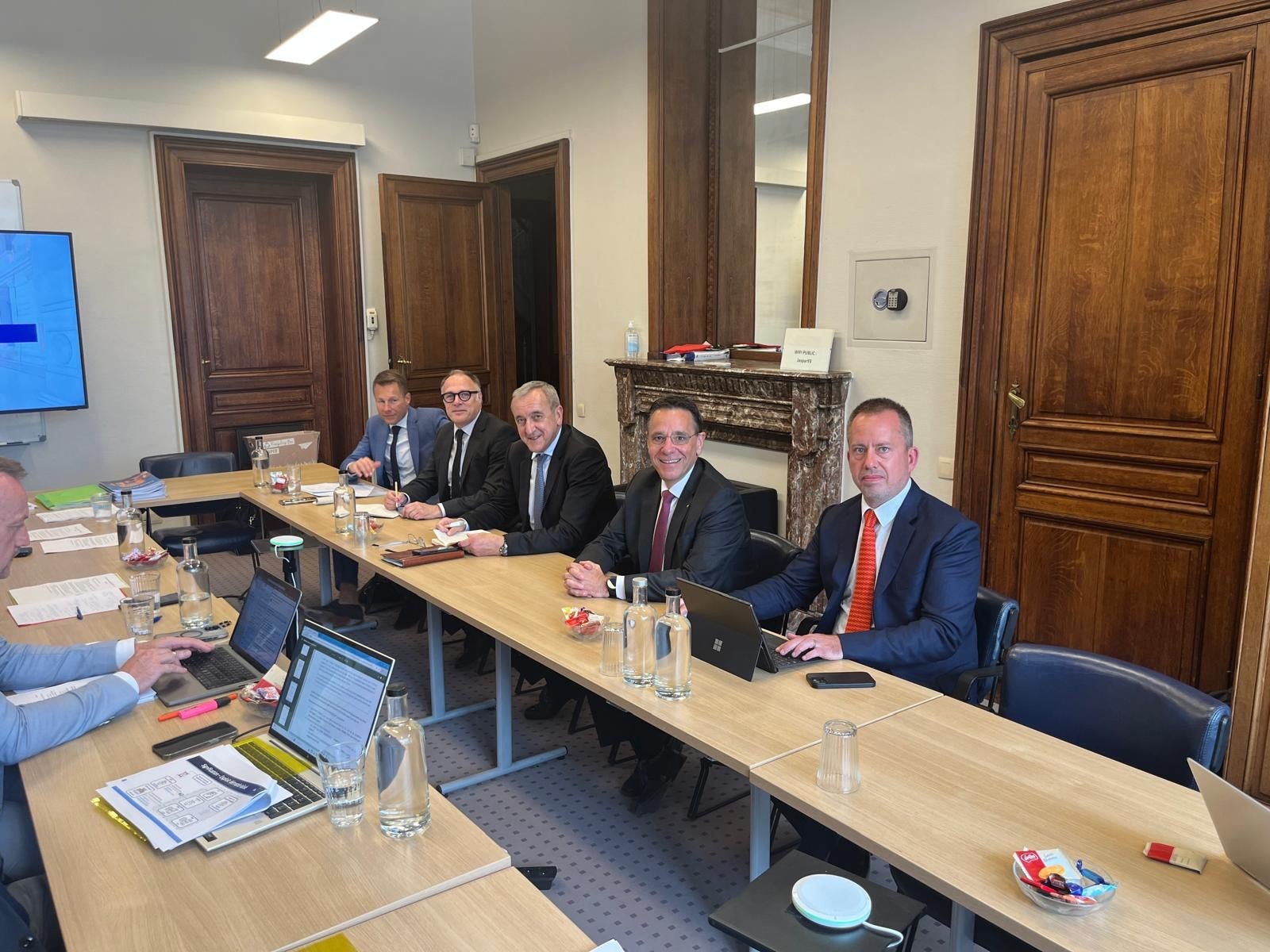 Rencontre institutionnelle franco-belge à Bruxelles : une collaboration renforcée pour l’avenir de la profession