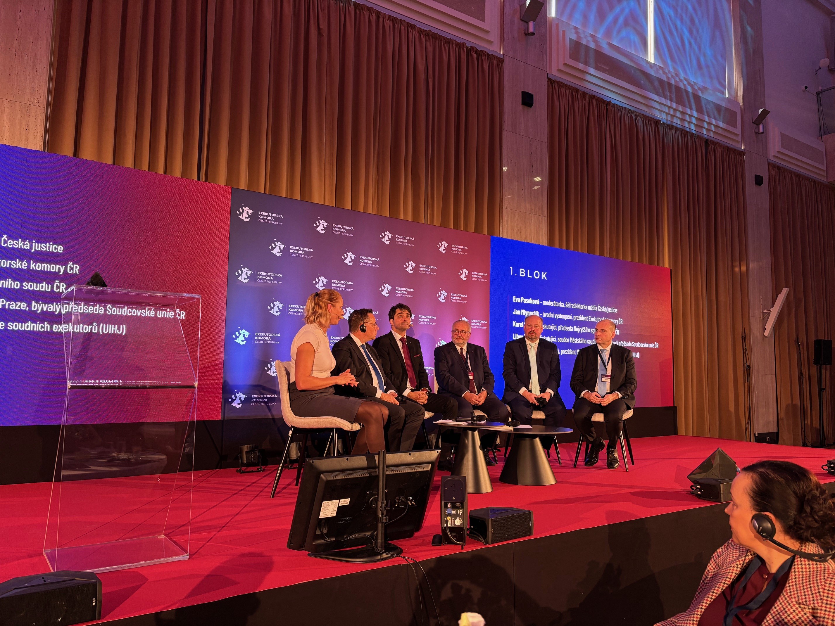 The UIHJ and the UEHJ at the 25th anniversary of the Chamber of Judicial Officers of the Czech Republic